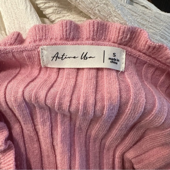 Active USA | women's small short sleeve ruffle trim crop-top in baby pink - Picture 5 of 6